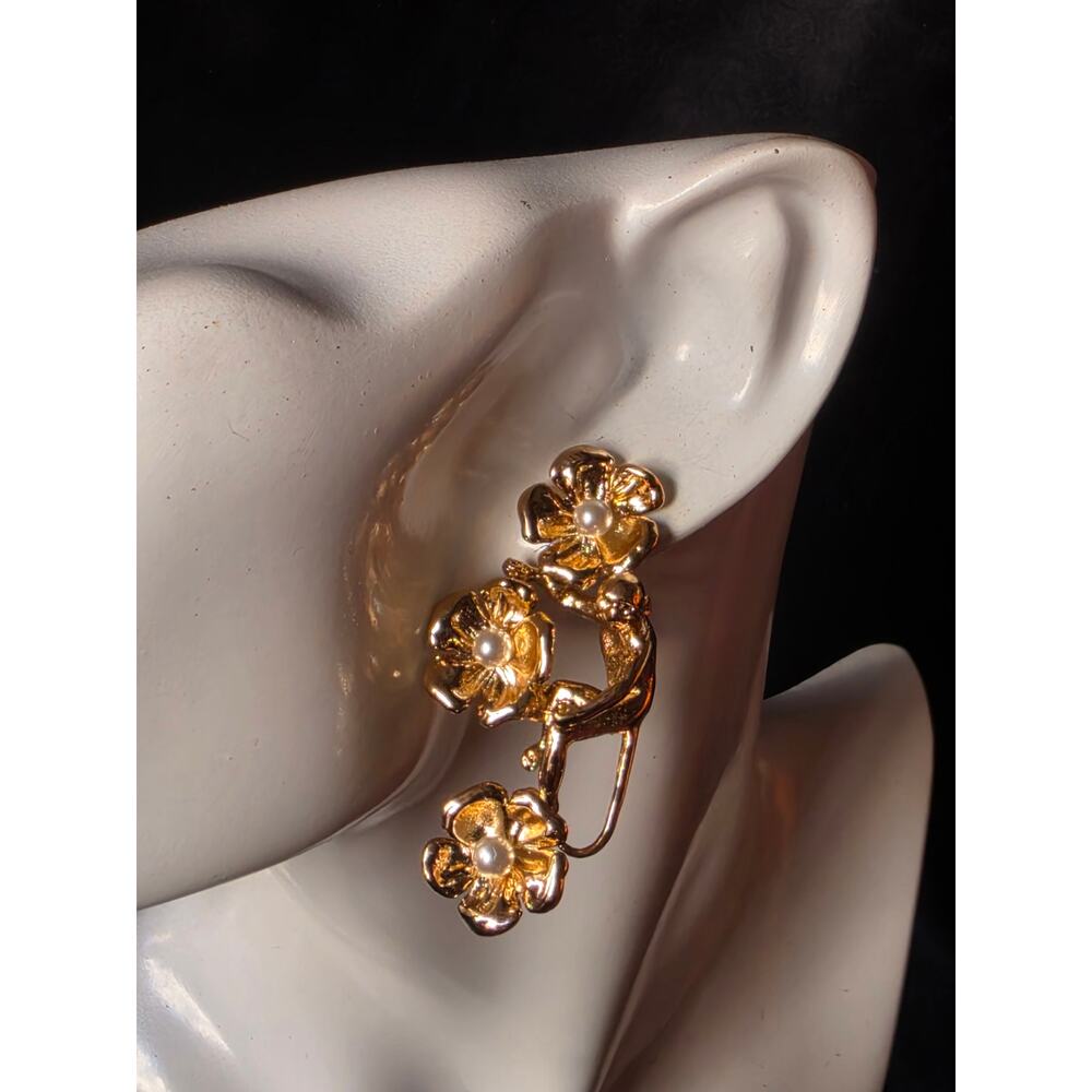 Gorgeous Gold Tone & Faux Pearl Playful Primate Dangle Vervet Monkey Earrings